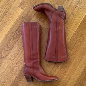 Frye Women's Chestnut Leather Heeled Boots